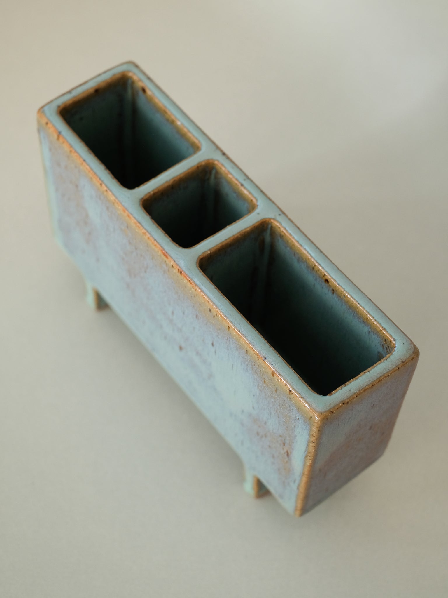 Ceramic Organiser