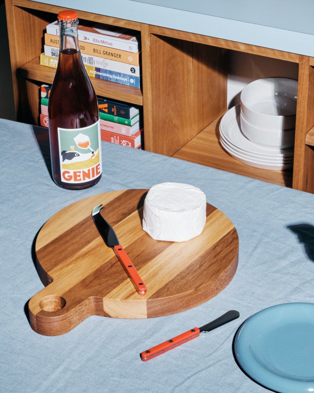 Round Serving Board — Blackbutt and Spotted Gum Stripe